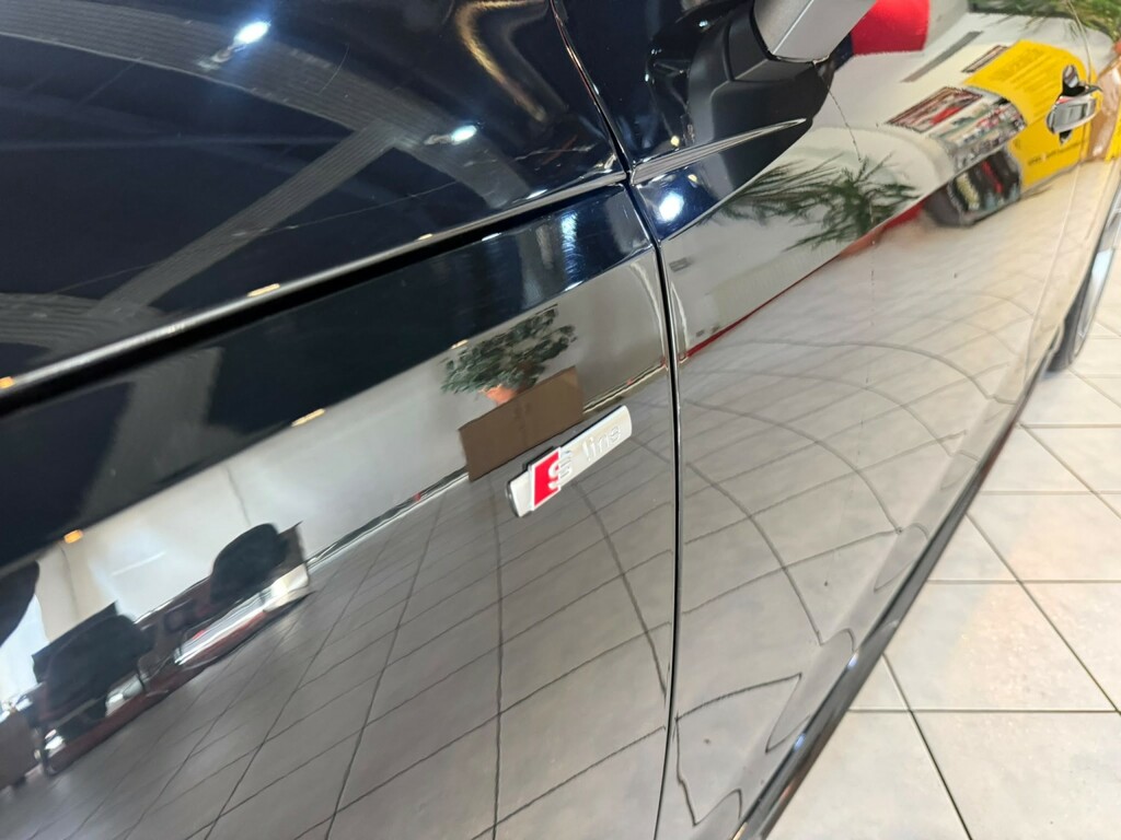 Audi A4 Saloon 2.0 Tdi 35 Black Edition 2021 Black #6
