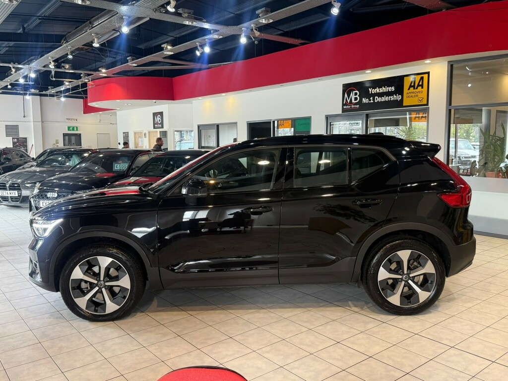 Volvo XC40 2.0 Plus Dark B4 197 Hp Black #6