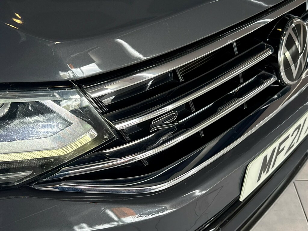 Volkswagen Tiguan 1.5 Tsi R-line Grey #4