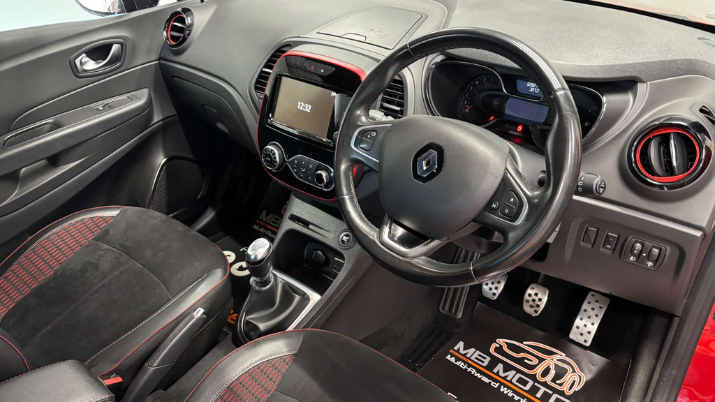 Renault Captur S Edition Tce SJ19AHW #4