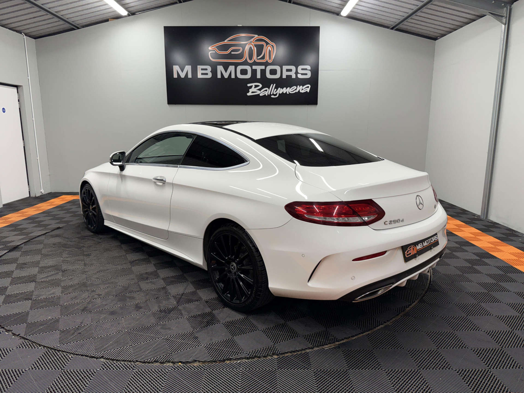 Mercedes-Benz C Class Amg Line Premium D SG18RZV #5