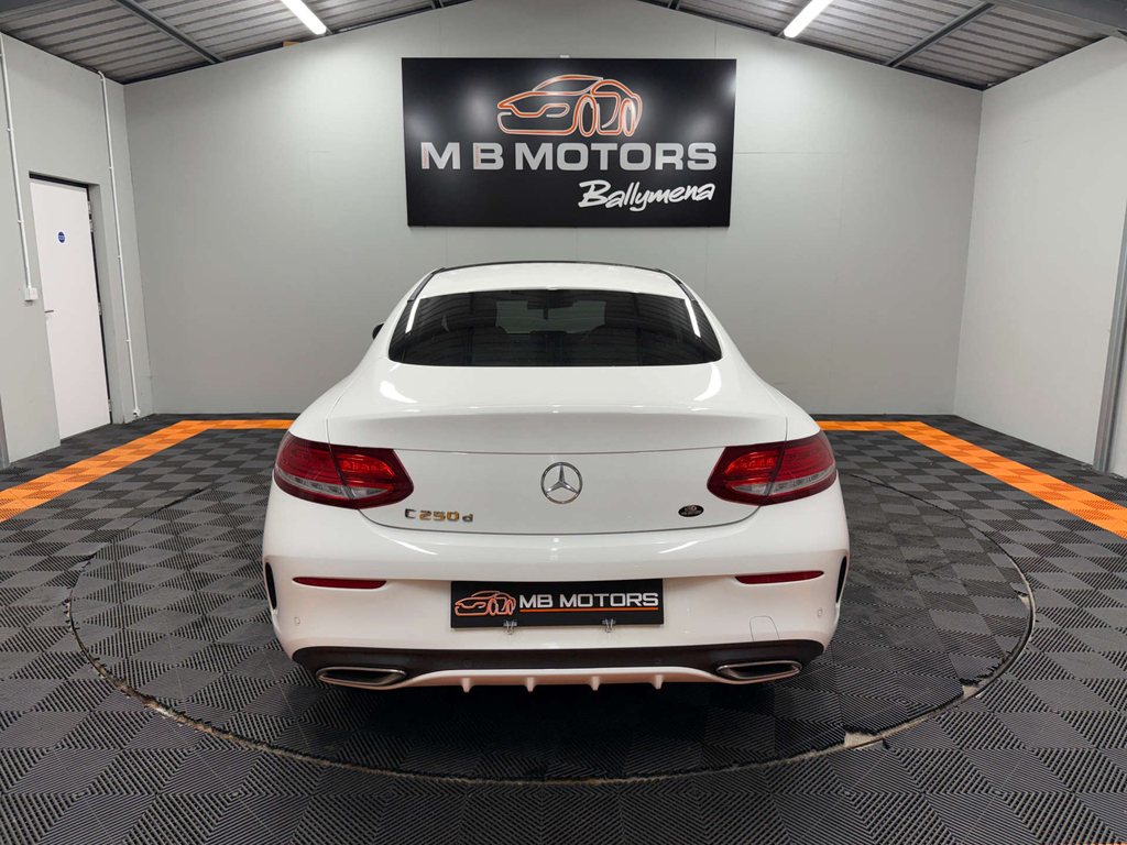 Mercedes-Benz C Class Amg Line Premium D SG18RZV #6