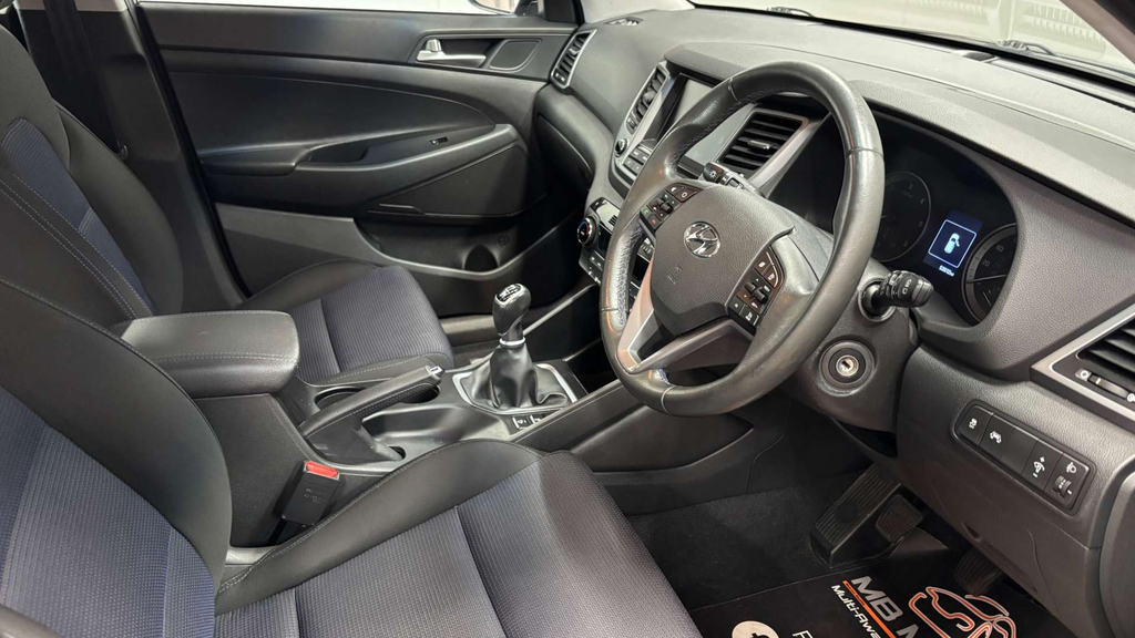 Hyundai Tucson Se Nav Blue Drive 2Wd Crdi SH16KGA #3