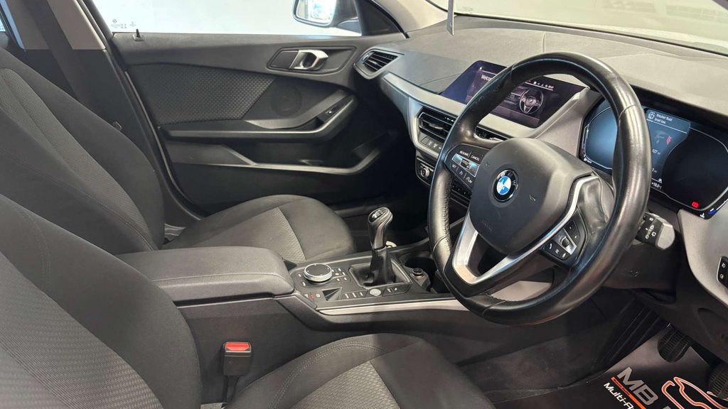 BMW 1 Series 116D Se L31GLA #3