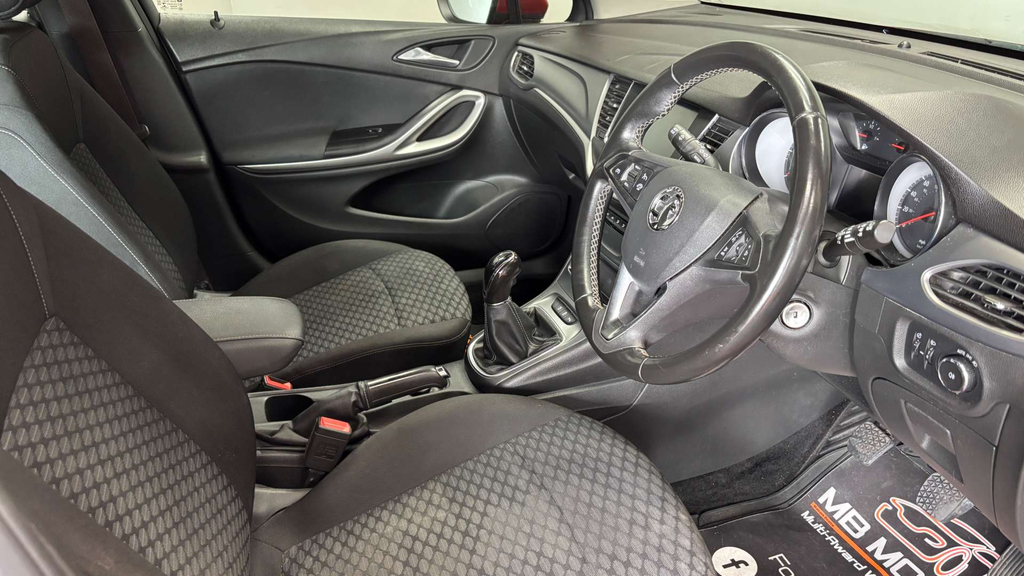 Vauxhall Astra Business Edition Nav T #3