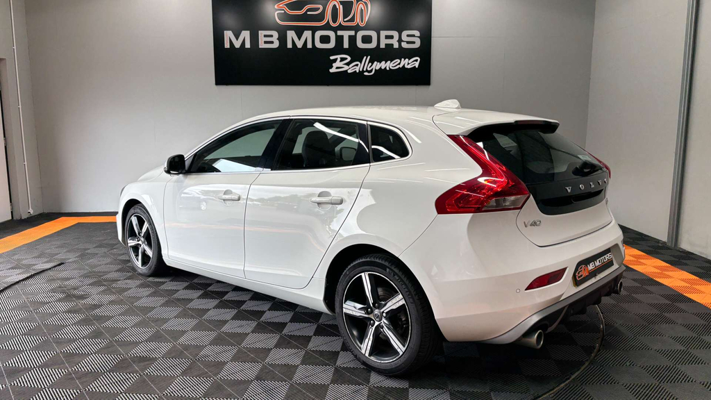 Volvo V40 R-design D2 SK18VNO #2