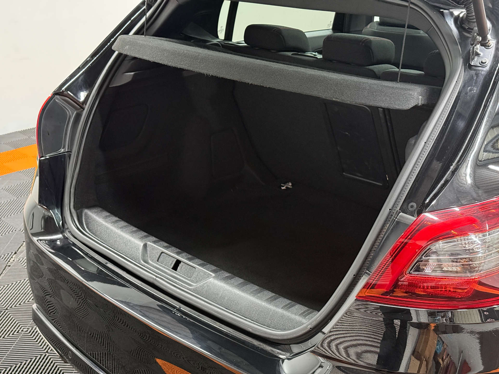 Peugeot 308 1.2L Gt Line Blue #41
