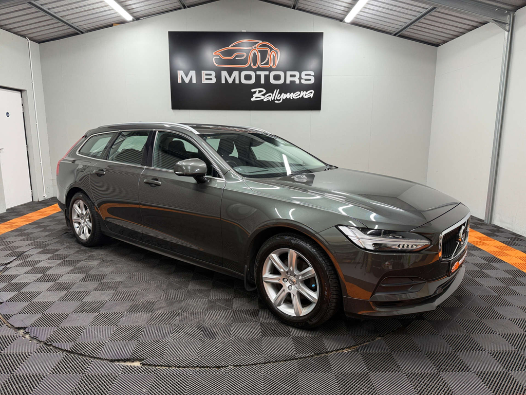Volvo V90 Momentum D4