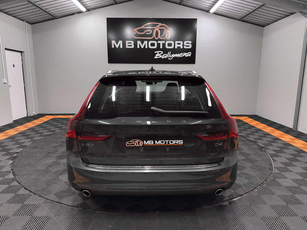Volvo V90 Momentum D4 #6