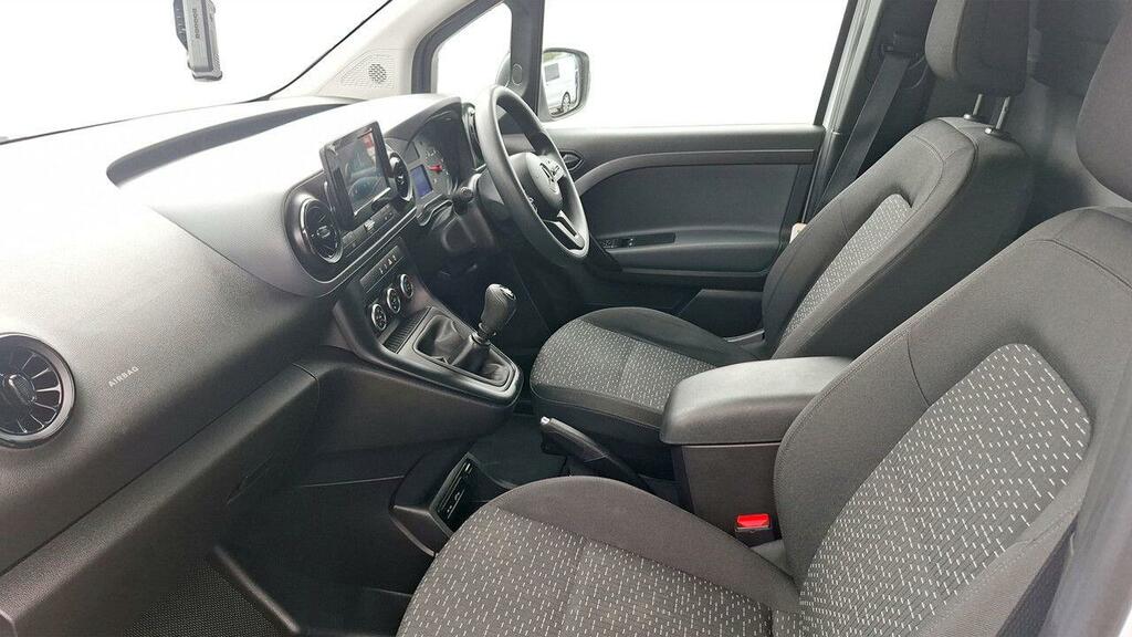 Mercedes-Benz CITAN 110Cdi Premium Van Black #17