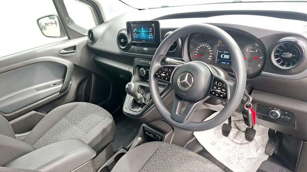 Mercedes-Benz CITAN 110Cdi Premium Van Black #9