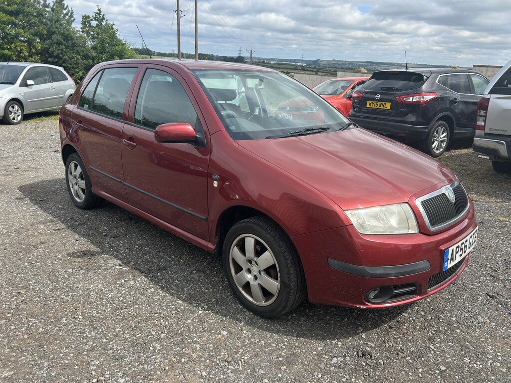 Skoda Fabia 1.4 16V Elegance Red