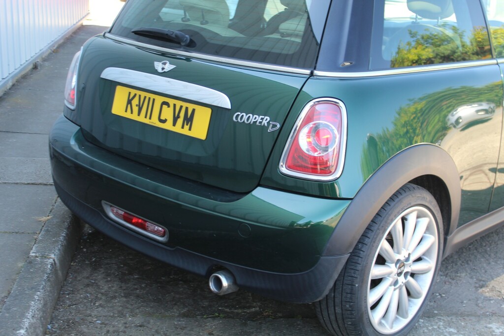 Mini Hatch Cooper 1.6 Cooper 122 Bhp Red #23