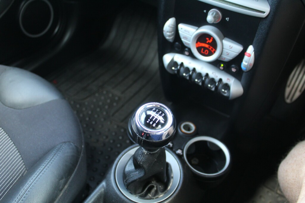 Mini Convertible 1.6 Cooper White #20