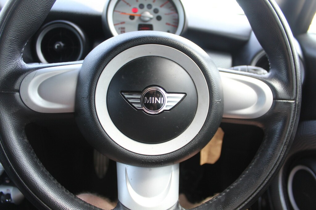 Mini Convertible 1.6 Cooper White #19