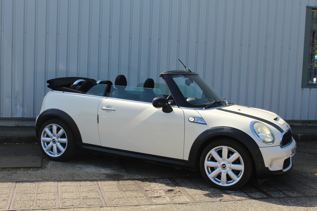 Mini Convertible 1.6 Cooper S Convertible White #5