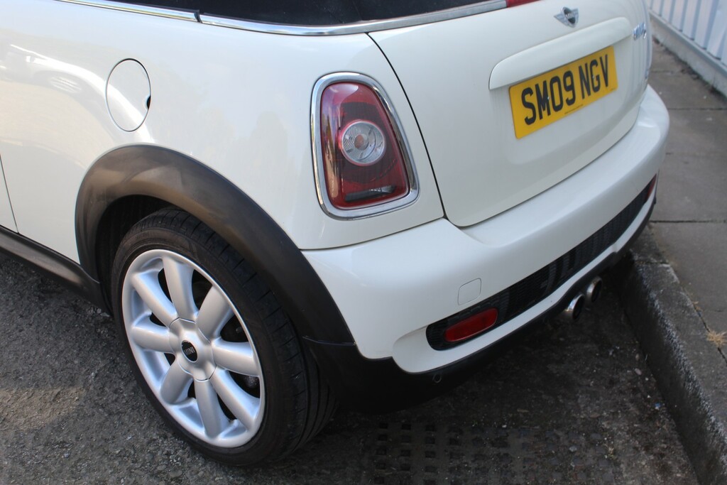 Mini Convertible 1.6 Cooper White #23