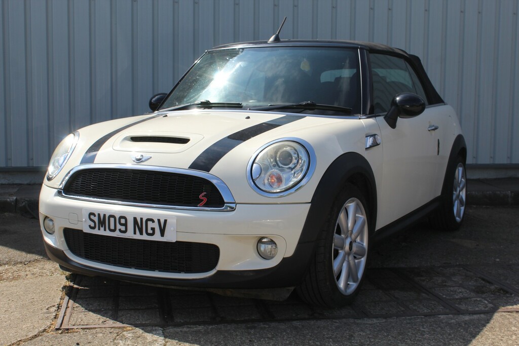 Mini Convertible 1.6 Cooper S Convertible White #4