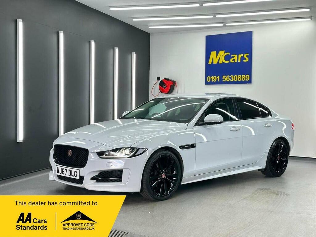 Jaguar XE 2.0I R-sport Euro 6 Ss White