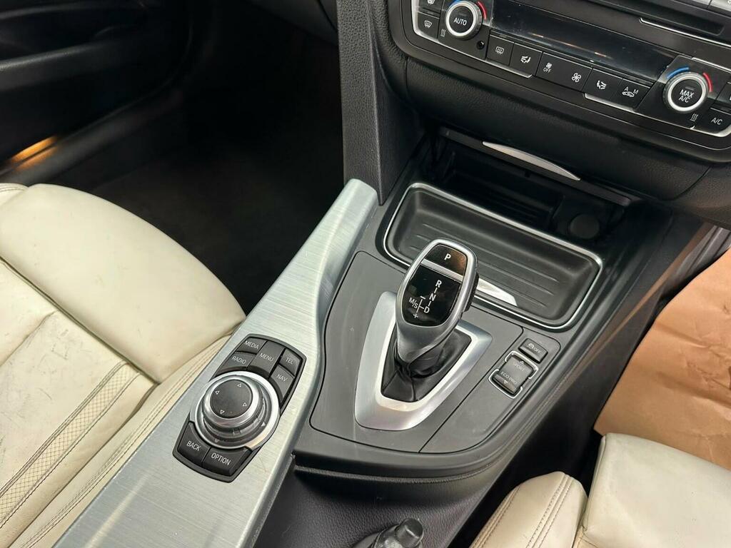 BMW 3 Series 2.0 318D Sport Saloon Euro 5 S White #41