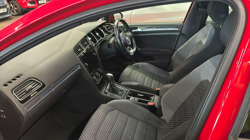 Volkswagen Golf Hatchback 2.0 Tdi Bluemotion Tech R-line Dsg Euro Red #4