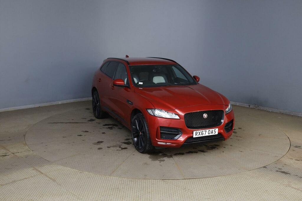 Jaguar F-Pace 2.0 D180 R-sport Black #10