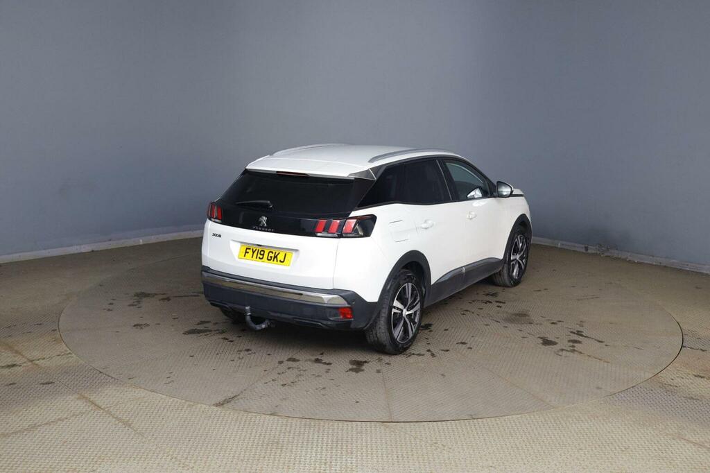 Peugeot 3008 1.2 Puretech Allure Euro 6 Ss White #6