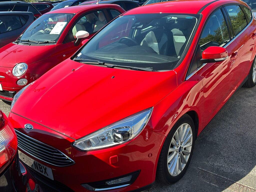 Ford Focus Hatchback 1.0T Ecoboost Titanium X Euro 6 Ss ND16NBX Red