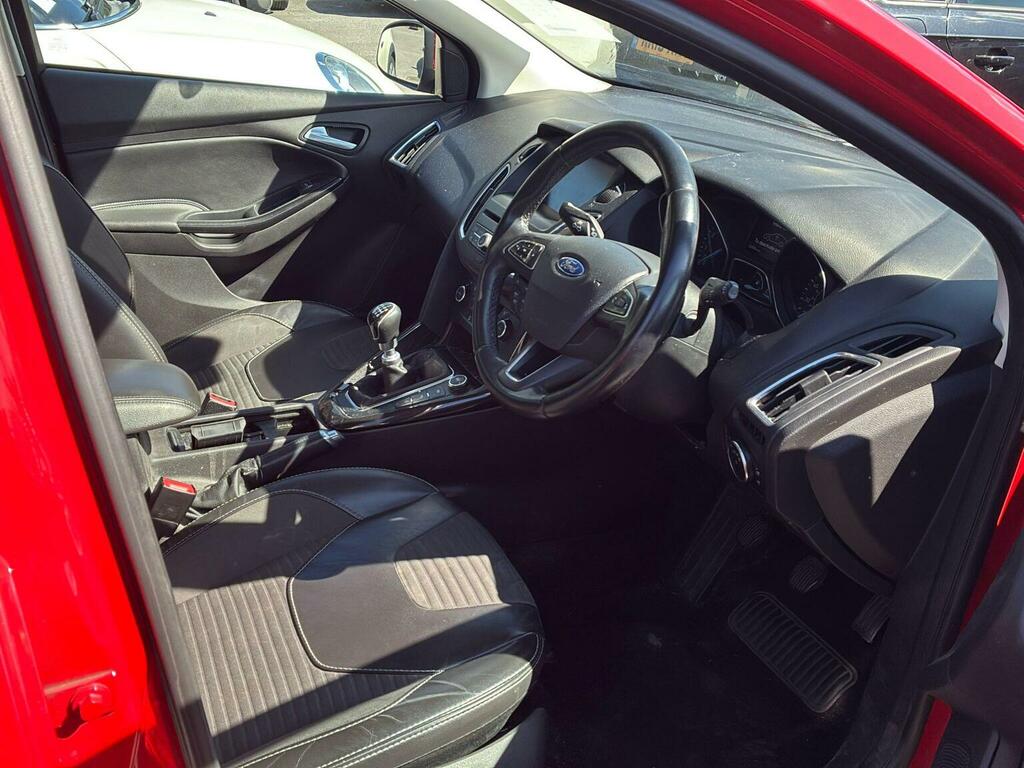 Ford Focus Hatchback 1.0T Ecoboost Titanium X Euro 6 Ss ND16NBX Red #5