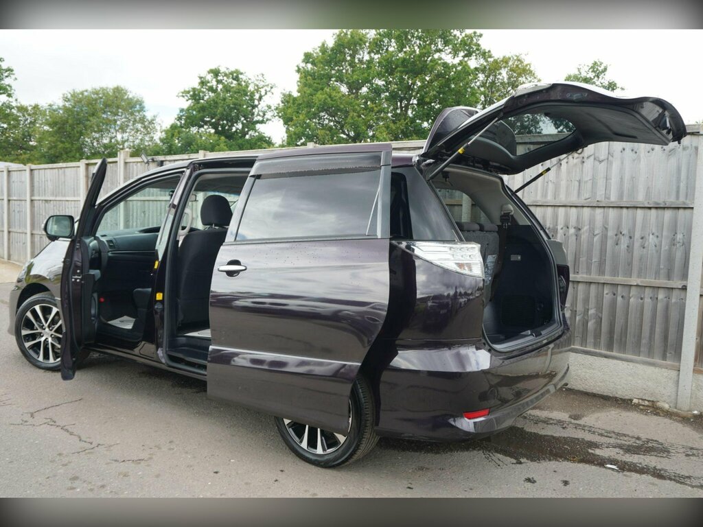 Toyota Estima 2.4 Aeras 4Wd 7 Seat White #19