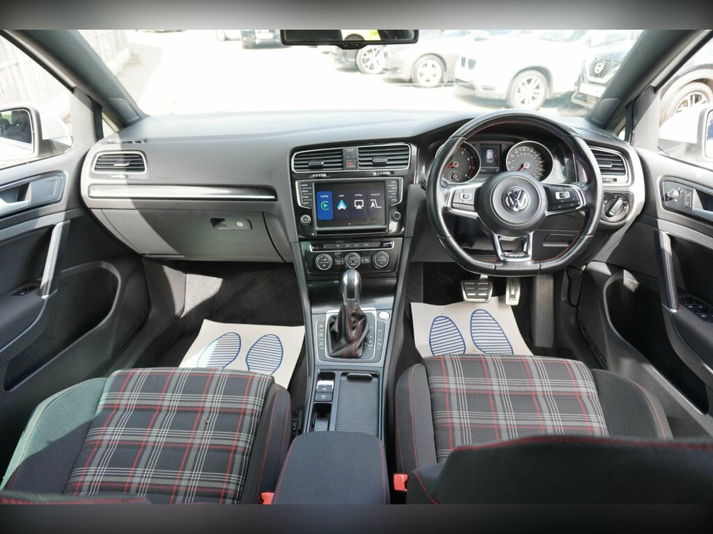 Volkswagen Golf 2.0 Tsi Bluemotion Tech Gti Hatchback D White #2