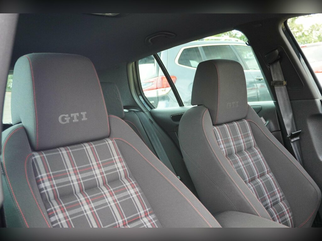 Volkswagen Golf 2.0 Tsi Gti Hatchback Dsg Euro 5 210 P Black #2