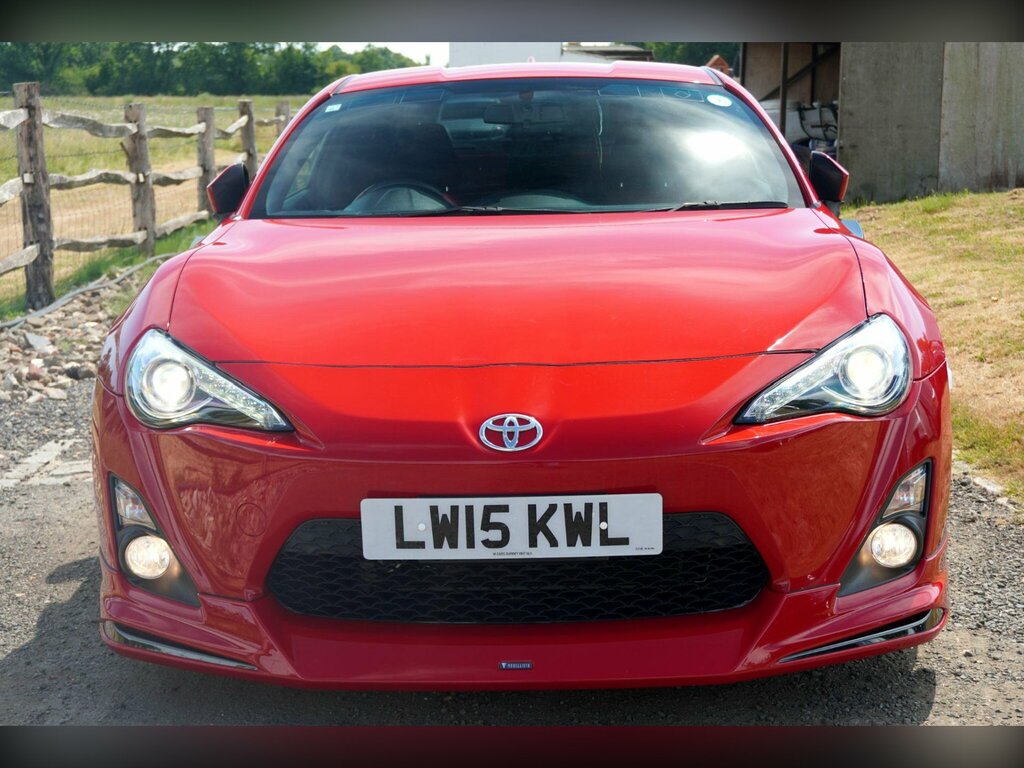 Toyota GT86 2.0 Boxer D-4s Coupe Euro 6 200 P Red #4
