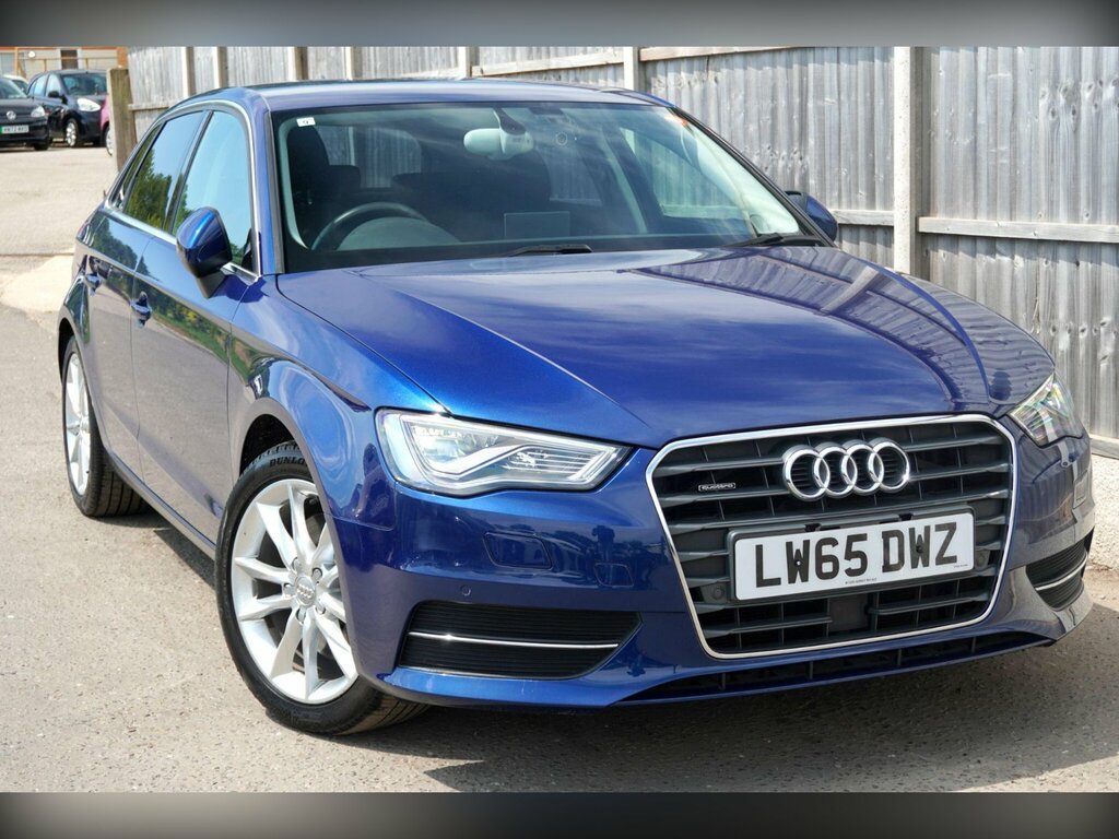 Audi A3 1.8 Tfsi Sport Sportback S Tronic Quatt Blue
