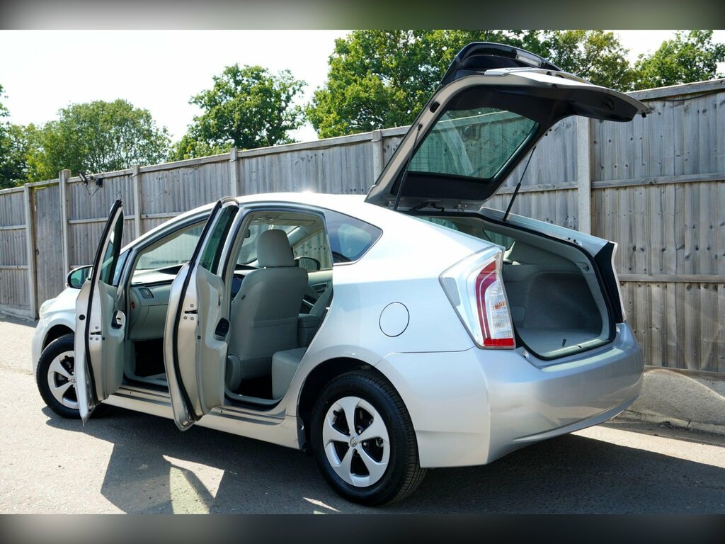Toyota Prius 1.8 Vvt-h T Spirit Cvt Euro 5 Ss Grey #11