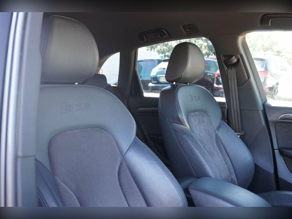 Audi SQ5 3.0 Tfsi V6 Suv Tiptronic Quattro Euro Black #4