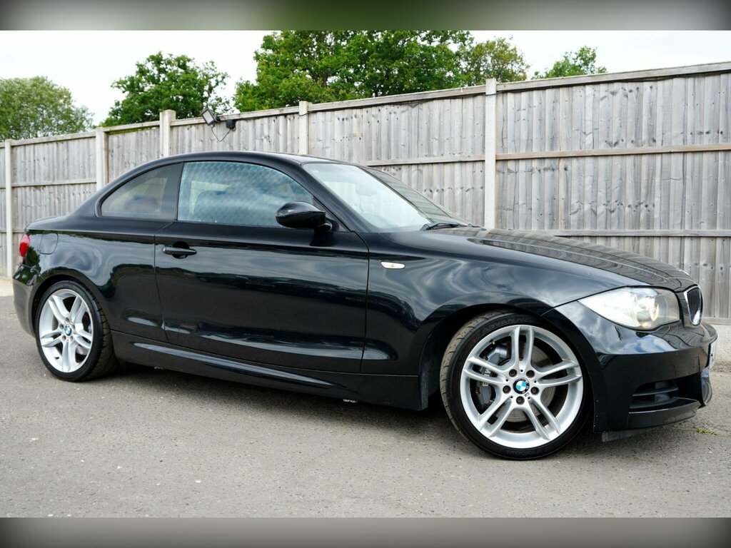 BMW 1 Series Hatchback Black #22