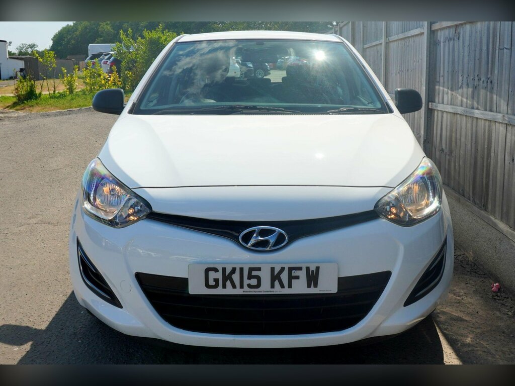 Hyundai I20 1.2 Classic Euro 5 White #4