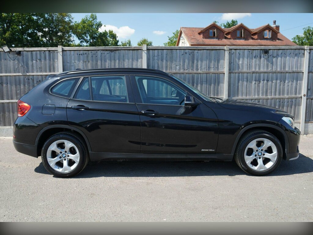 BMW X1 Xline Black #27