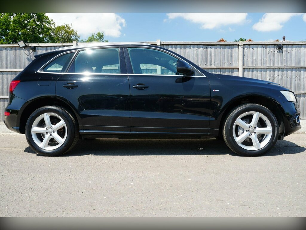 Audi Q5 Estate #25
