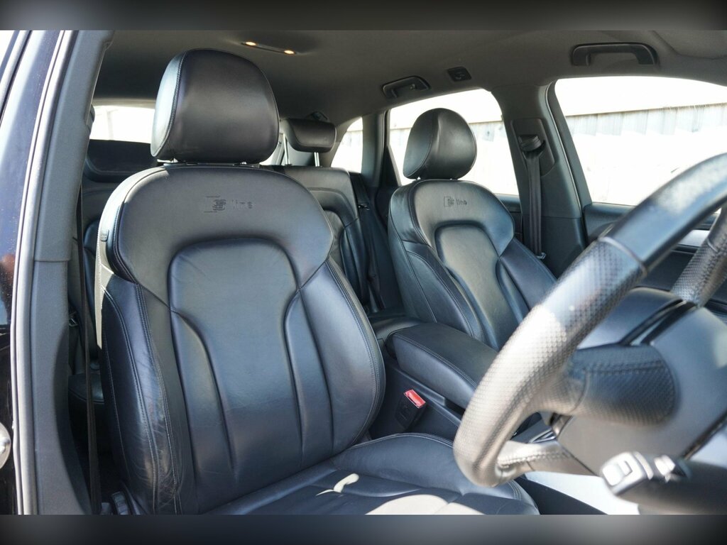 Audi Q5 Estate #16