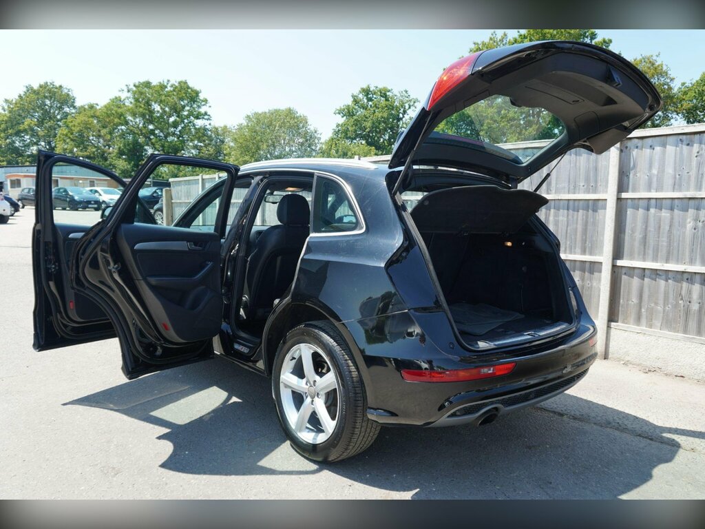 Audi Q5 Estate #11