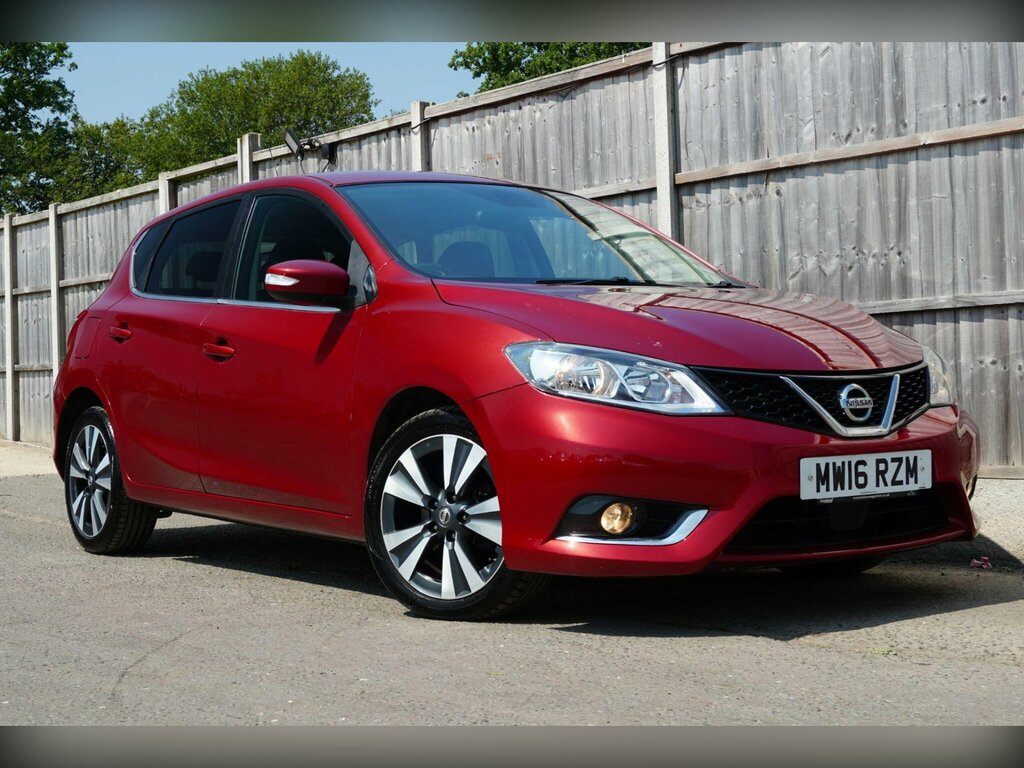 Nissan Pulsar Hatchback White #23