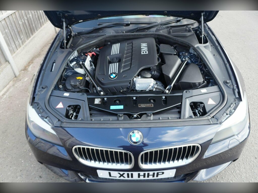 BMW 5 Series M5 White #9