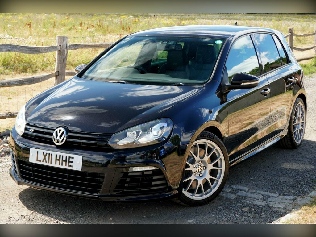 Volkswagen Golf 2.0 Tsi R Leather Hatchback Dsg 4Moti Black #3