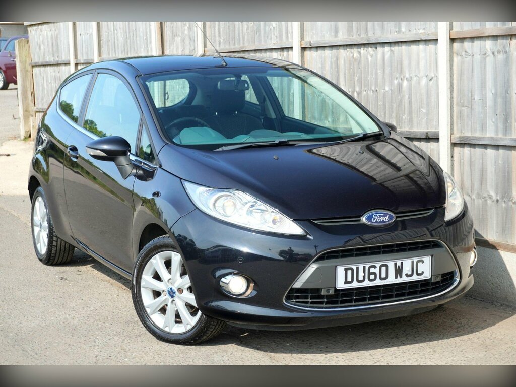 Ford Fiesta 1.6 Titanium 118 Bhp Black #1