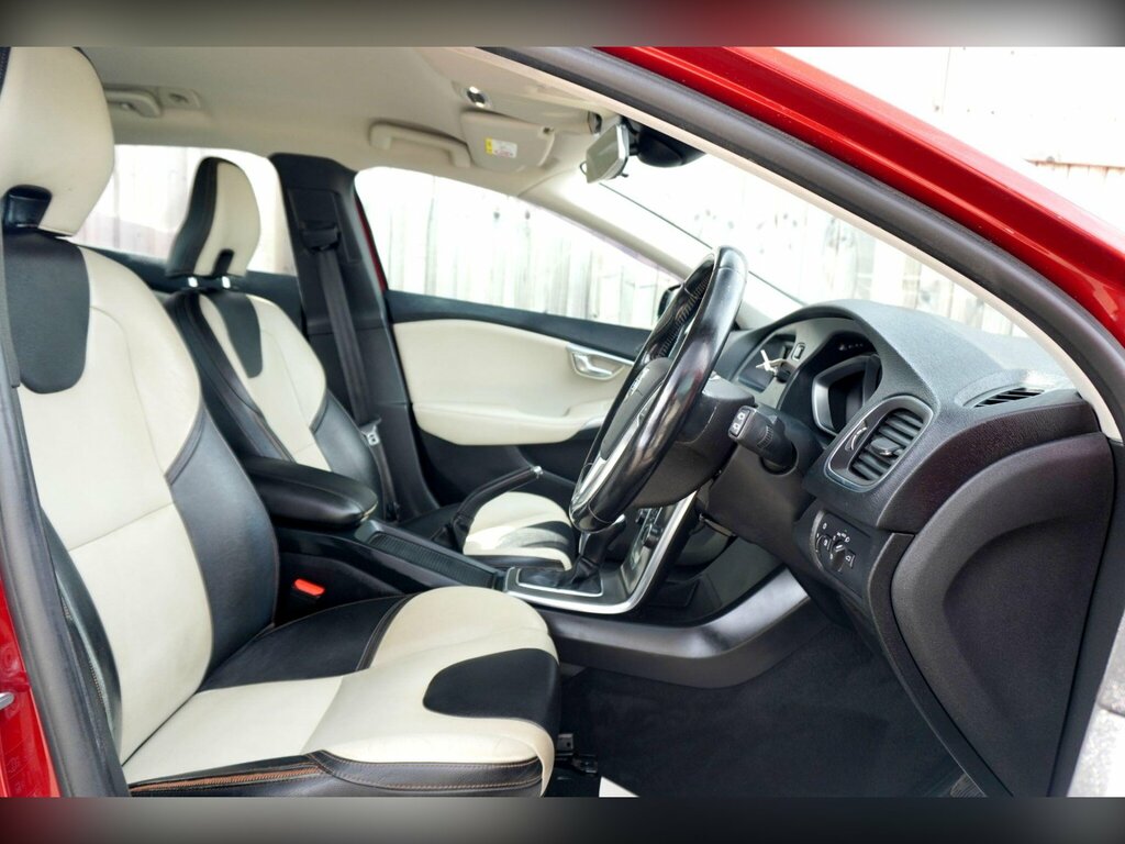 Volvo V40 Cross Country 1.6 D2 Lux Powershift Euro 5 Ss Red #5