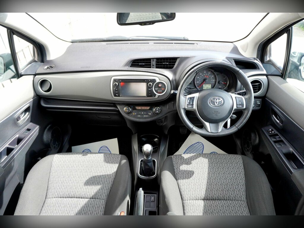 Toyota Yaris 1.33 Dual Vvt-i Icon Plus Euro 5 Grey #2