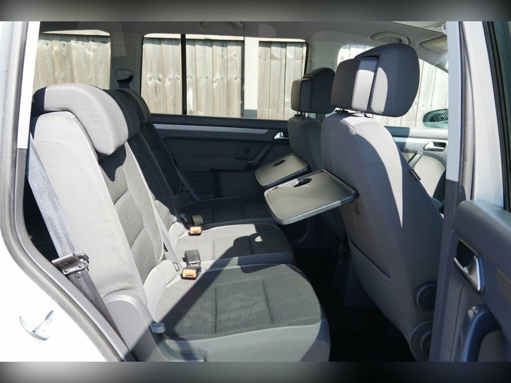 Volkswagen Touran Mpv Blue #17