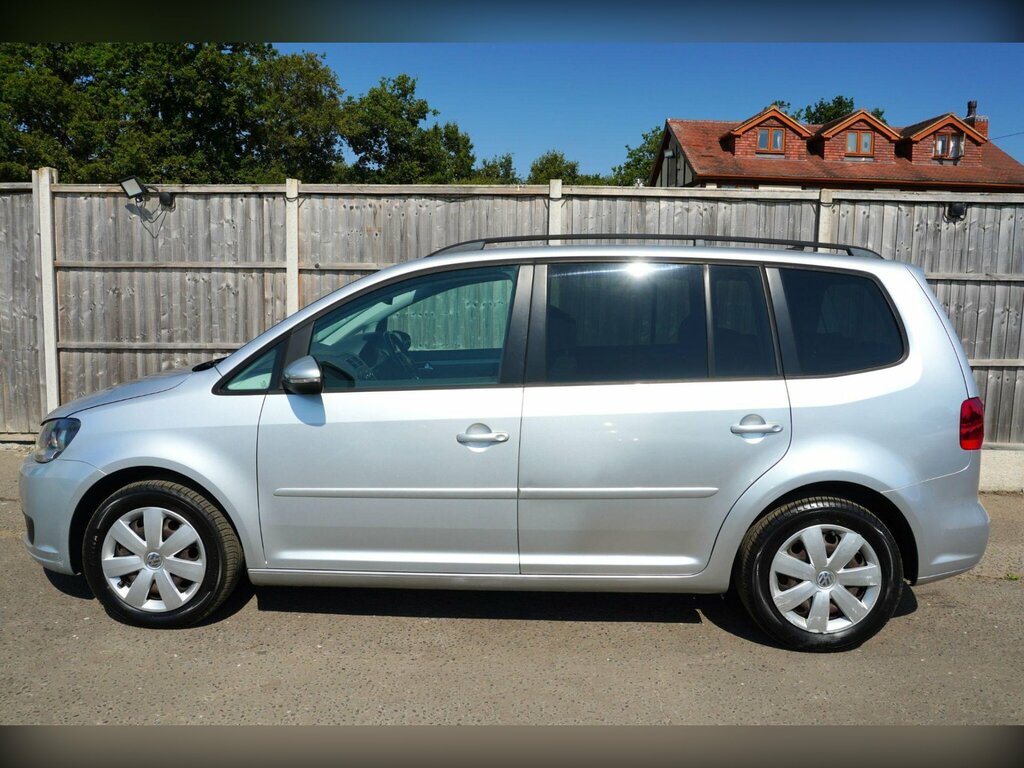 Volkswagen Touran Mpv Blue #27